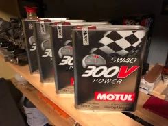 Motul 300V Power Racing. 5W-40, �������������, 2��. ����