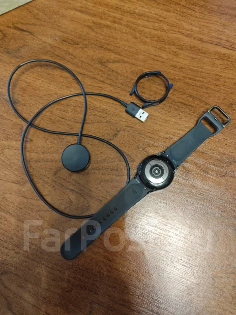 Samsung Galaxy Watch4. GPS, NFC, IP68 ����