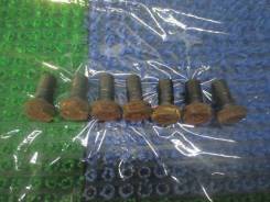   Mitsubishi Delica 1 998 MD952231 PD8W 4M40-T MD952231 