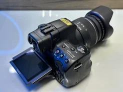 Sony Alpha SLT-A37 Kit ����