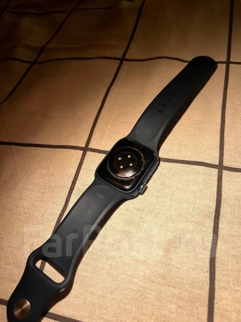 Apple Watch Series 7. GPS, NFC, IP67 ����