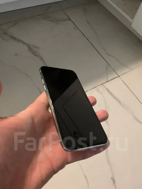 Apple iPhone X. �/�, 64 ��, �����, 4G LTE ����