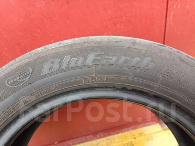 Yokohama BluEarth E50. ������, �/�, ����� 40 % ����