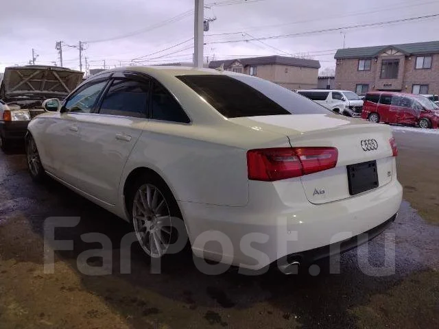 Audi A6 ����