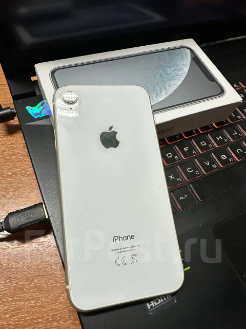 Apple iPhone Xr. �/�, 128 ��, �����, 3G, 4G LTE ����