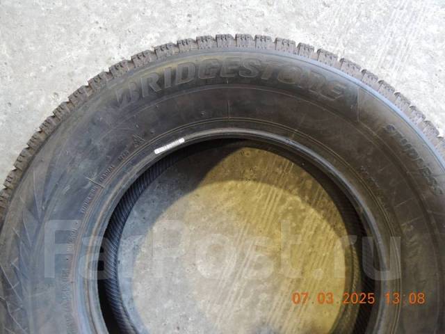 Bridgestone Blizzak VRX2