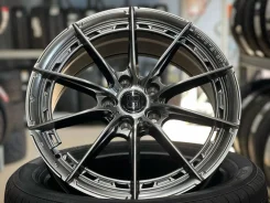 Vorsteiner. 8.0x18", 5x114.3, ET38, �� 73,1���. ����