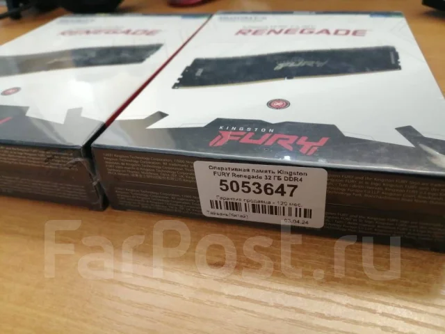 ����������� ������ Kingston FURY Renegade 64 �� ����