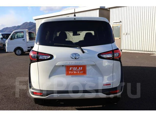 Toyota Sienta. ��������, 4wd, 1.5 (103��.�.), ������, 29 000����. ��, �/�. ��� ����� �� ������������ ����