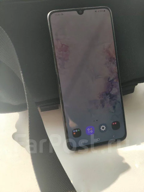 Samsung Galaxy A70. �/�, 128 ��, ������, 3G, 4G LTE, Dual-SIM, NFC ����