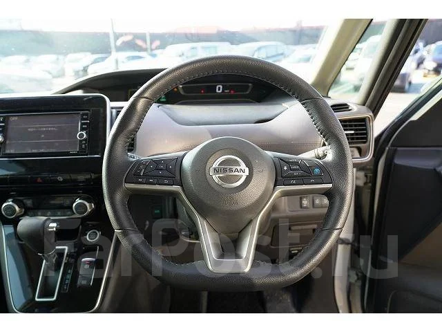 Nissan Serena. ��������, ��������, 2.0 (150��.�.), ������, 33 000����. ��, �/�. ��� ����� �� ������������ ����