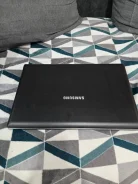 Samsung R719. 17", 2,1����, ��� 4 ��, ���� 512���, WiFi, Bluetooth, ����������� �� 3��. ����