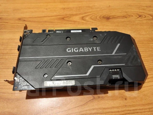 GeForce GTX 1660 SUPER ����