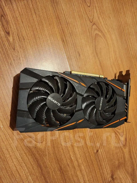 Radeon RX 580 ����
