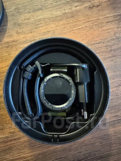 Samsung Gear S3 Frontier. GPS, NFC, IP68 ����
