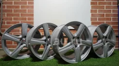 iFree ����. 7.0x16", 5x100, ET40, �� 67,1���. ����