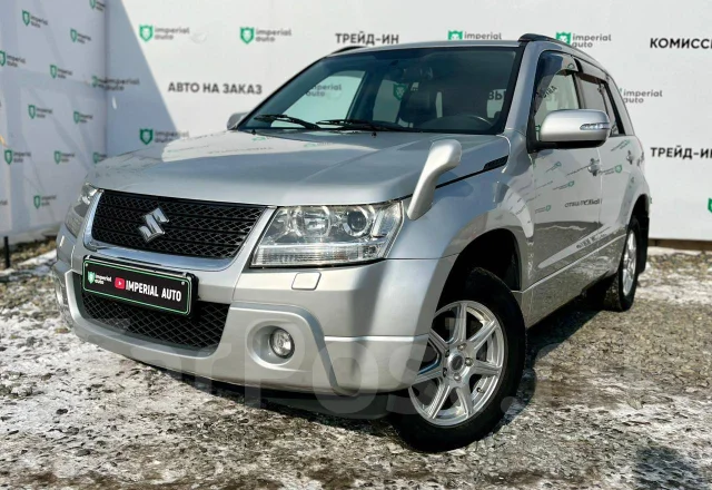 Suzuki Grand Vitara. �������, 4wd, 2.4 (169��.�.), ������, 110 000����. �� ����