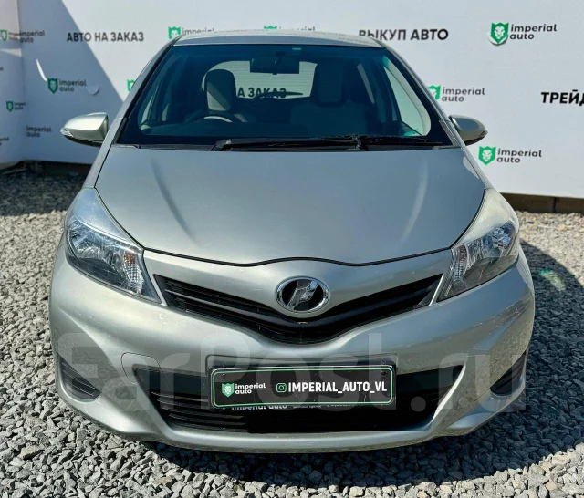 Toyota Vitz. ��������, ��������, 1.3 (95��.�.), ������, 53 000����. �� ����