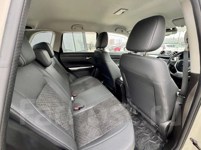 Suzuki Escudo. �������, 4wd, 1.4 (136��.�.), ������, 9 370����. �� ����