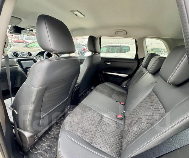 Suzuki Escudo. �������, 4wd, 1.4 (136��.�.), ������, 9 370����. �� ����