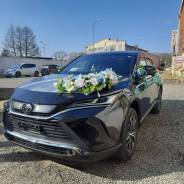 Toyota Harrier.   