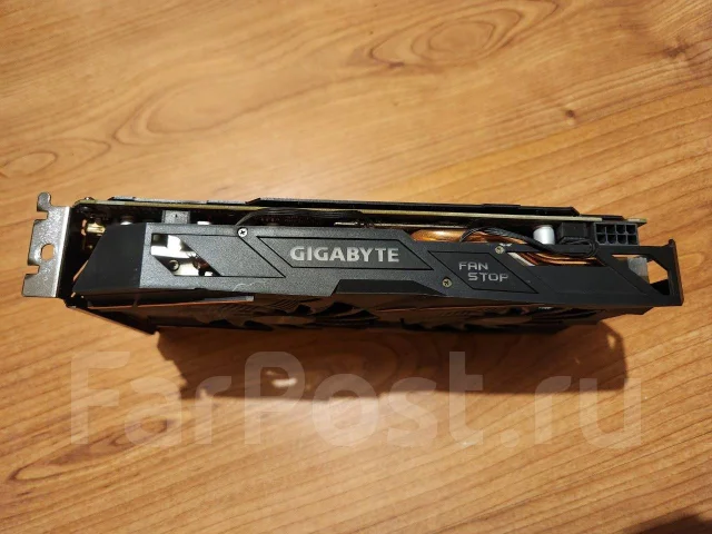 Radeon RX 580 ����