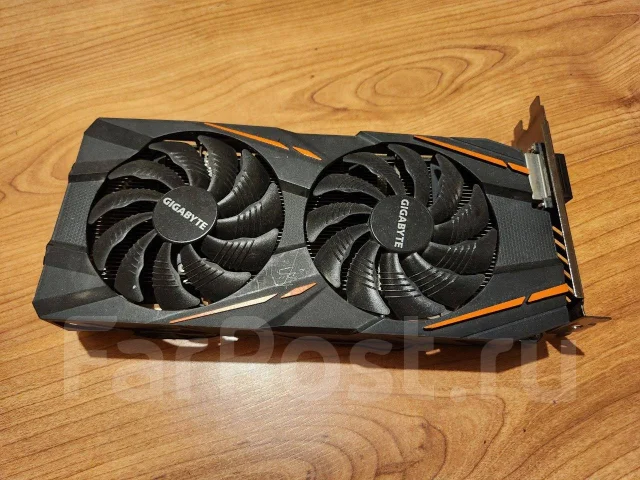 Radeon RX 580 ����
