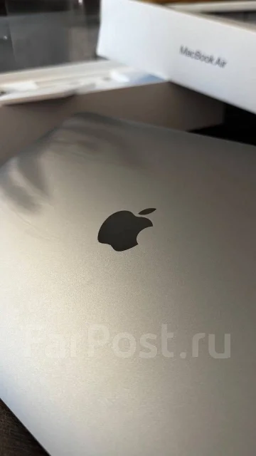 Apple MacBook Air 15 2023. 15.3", ��� 8 ��, ���� 512���, WiFi: 1, Bluetooth: 1, ����������� �� 12��. ����