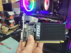 GeForce GT 710 ����
