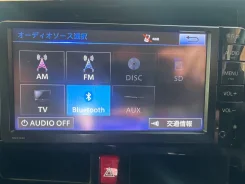 ��������� Toyota NSCP-W64 ����