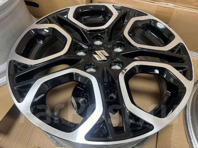 Suzuki. 6.5x17", 5x114.3, ET50 