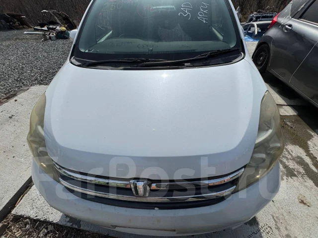 Toyota Isis. ZNM10, 1ZZ ����