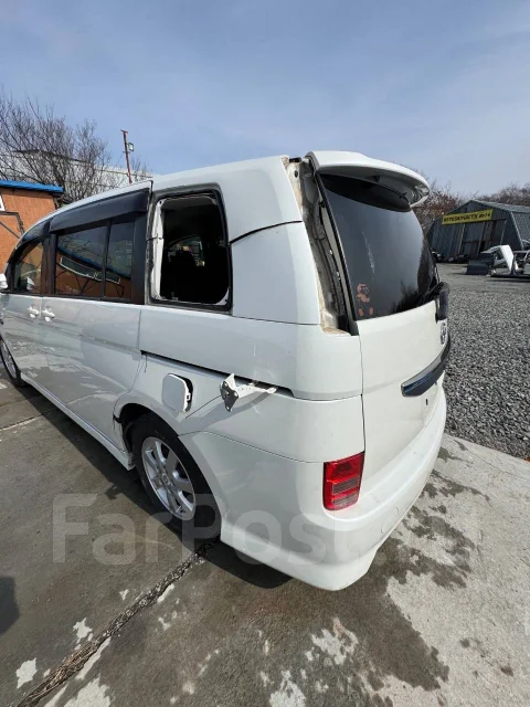 Toyota Isis. ZNM10, 1ZZ ����