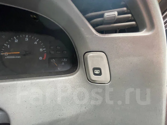 Nissan Largo. VNW30713447, CD20503871X ����