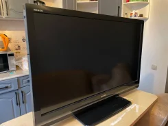 Toshiba 42RV635D. LCD (��) ����