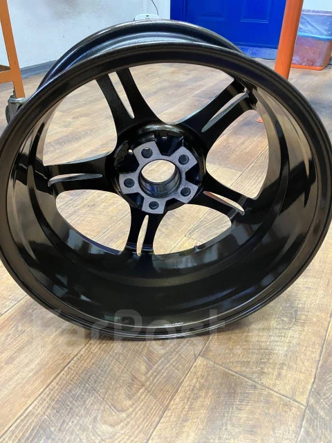 SSR Type-R. 7.0x16", 5x100, ET35, �� 56,1���. ����