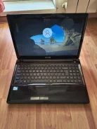 DNS. 15", 2,2����, ��� 4 ��, ���� 100���, WiFi, Bluetooth, ����������� �� 1��. ����