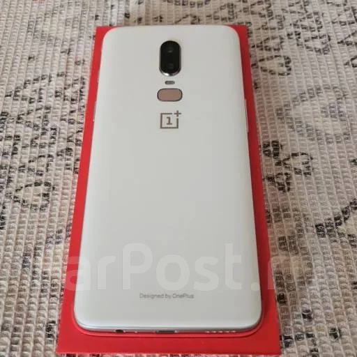 OnePlus 6. �/�, 128 ��, �����, 4G LTE ����
