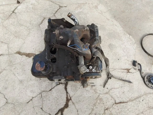 Mitsubishi Libero. 4G15 ����