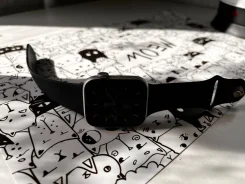 Apple Watch SE 2 ����