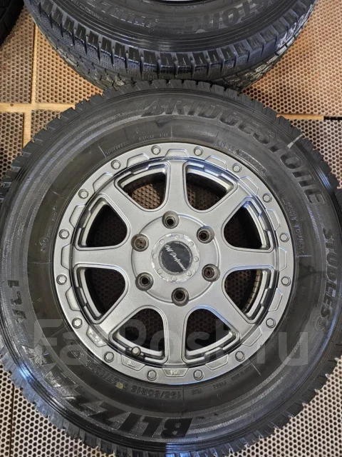 Manaray Sport Off Performer. 6.0x15", 6x139.7, ET33 ����