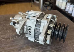 ��������� Isuzu Elf 4HF1 / 4HG1 / 4HJ1 / 4HK1 24V 44553 ����