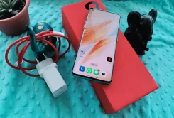 OnePlus 8 Pro. �/�, 256 �� ����