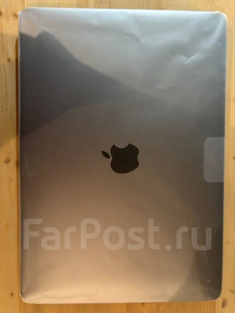 Apple MacBook 13. 13", ��� 256 �� � ������ ����