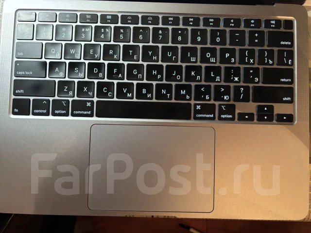 Apple MacBook 13. 13", ��� 256 �� � ������ ����