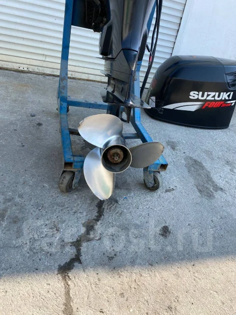 Suzuki. 175��.�., 4-�������, ���� X (635 ��), 2012 ��� ����