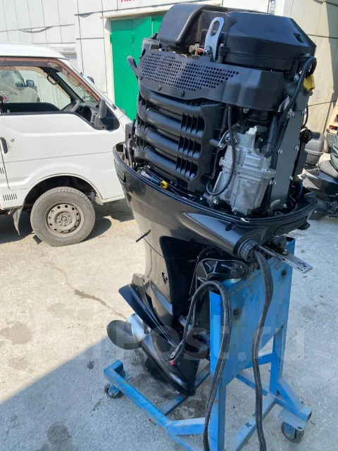 Suzuki. 175��.�., 4-�������, ���� X (635 ��), 2012 ��� ����