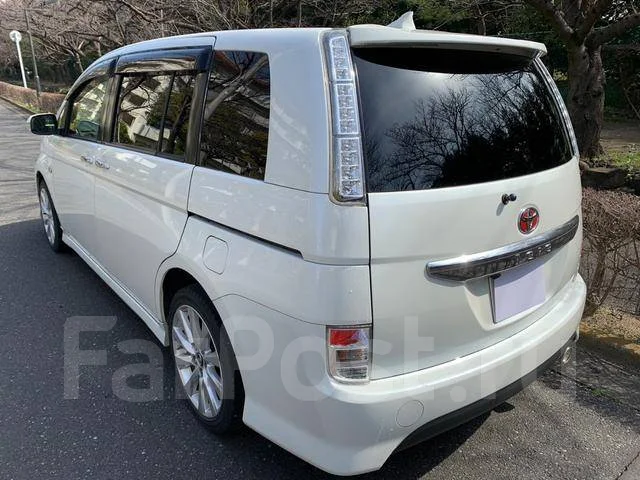 Toyota Isis. ��������, ��������, 1.8 (143��.�.), ������, 39 000����. ��, �/�. ��� ����� �� ������������ ����