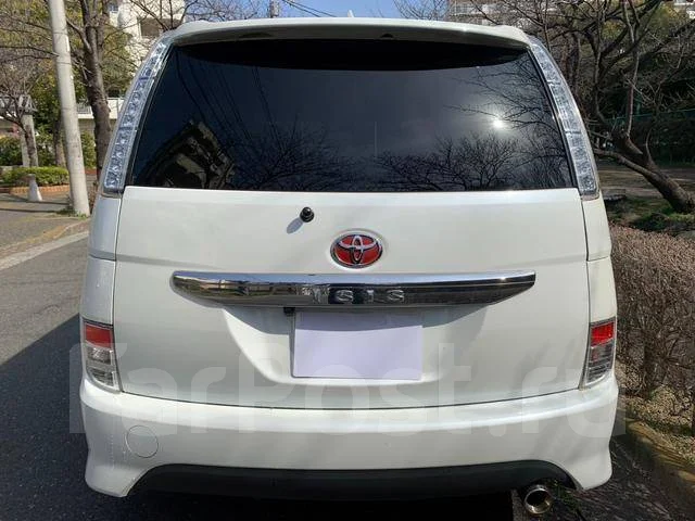 Toyota Isis. ��������, ��������, 1.8 (143��.�.), ������, 39 000����. ��, �/�. ��� ����� �� ������������ ����