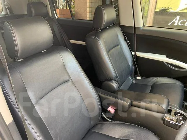 Toyota Isis. ��������, ��������, 1.8 (143��.�.), ������, 39 000����. ��, �/�. ��� ����� �� ������������ ����